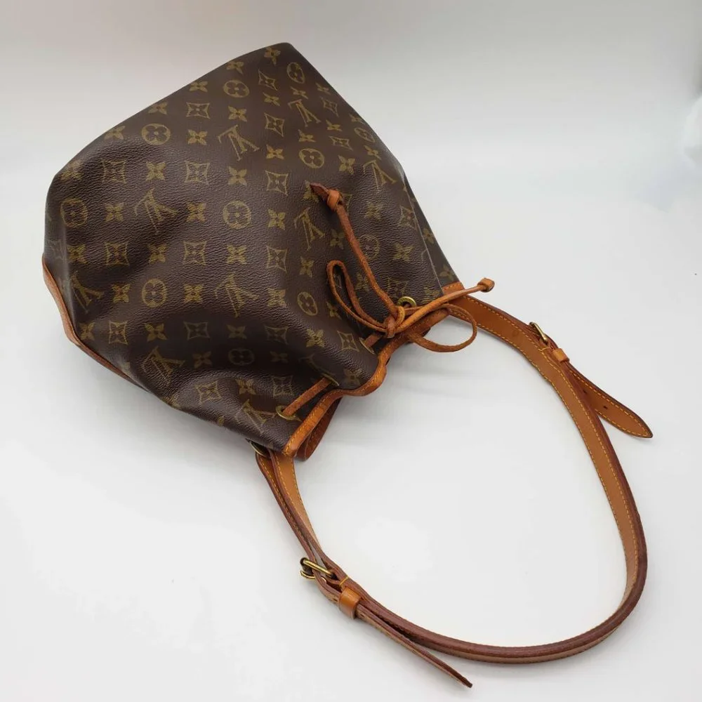 100% AUTHENTIC LOUIS VUITTON MONOGRAM PETIT NOE DRAWSTRING BAG #0450 - Picture 7 of 16